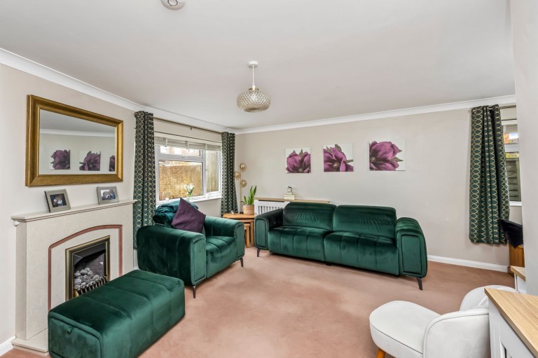 Images for Oaks Close, Horsham, RH12