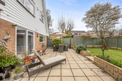 Images for Oaks Close, Horsham, RH12