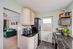 Images for Oaks Close, Horsham, RH12