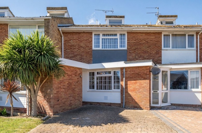 Click the photo for more details of The Causeway, Pagham, PO21