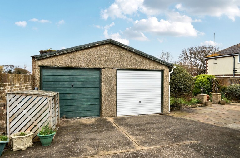 Images for North Avenue South, Middleton On Sea, PO22