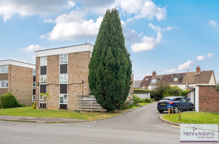 Images for Winton Road, Petersfield, GU32