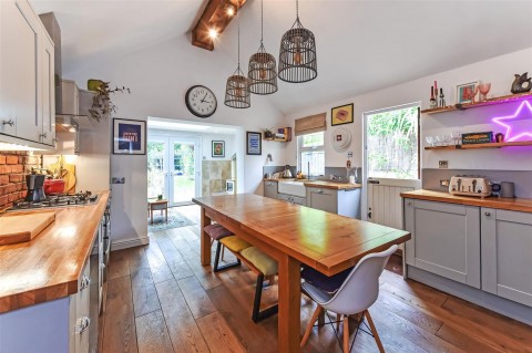 Click the photo for more details of Oving Road, Chichester, PO19