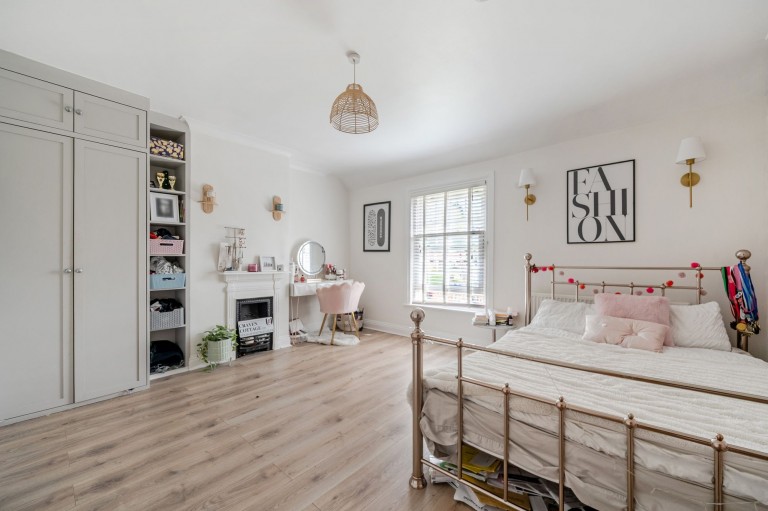 Images for Underwood Road, Haslemere, GU27