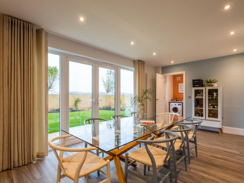 Click the photo for more details of Littlehampton Road, Angmering, BN16