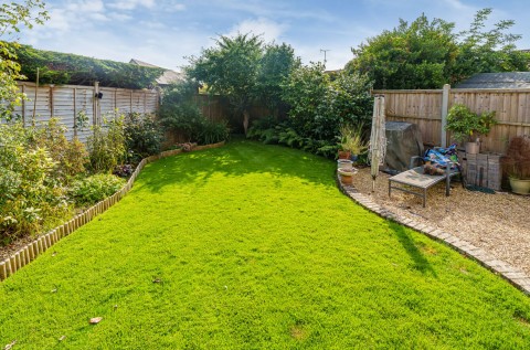 Click the photo for more details of Highview Road, Eastergate, PO20