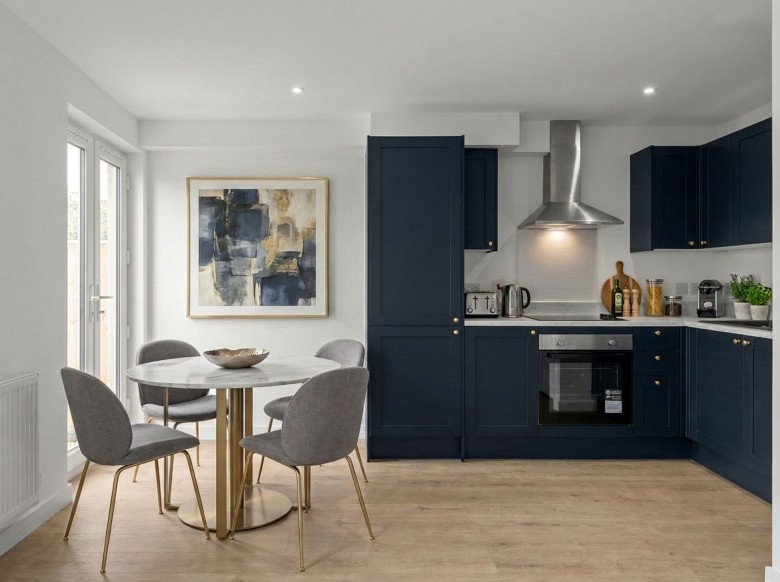 Click the photo for more details of 25 Boltro Road, Haywards Heath, RH16