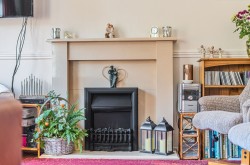 Images for Crofts Close, Chiddingfold, GU8