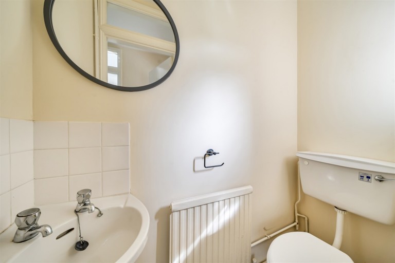 Images for Kings Road, Horsham, RH13