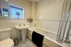 Images for Holders Close, Billingshurst, RH14