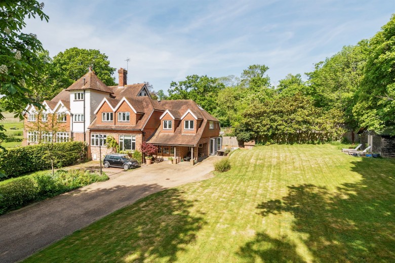 Click the photo for more details of Cooks Hill, Rudgwick, RH12