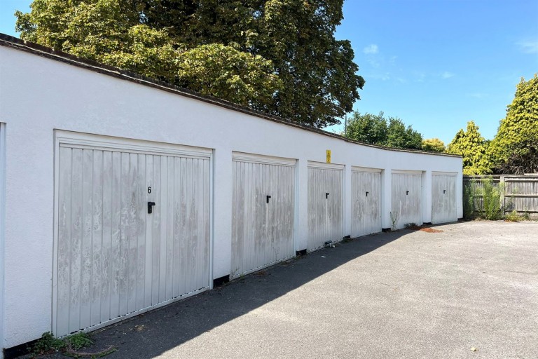 Images for Timber Court, North Parade, Horsham, RH12