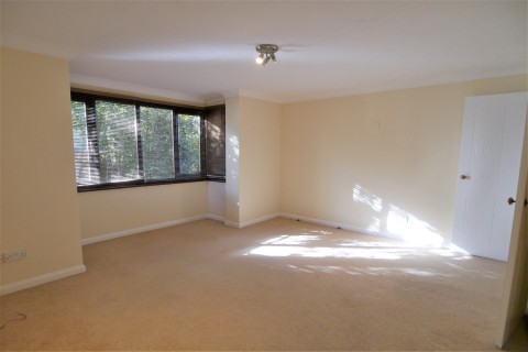 Click the photo for more details of Cherry Court, Brighton Road, Horsham, RH13