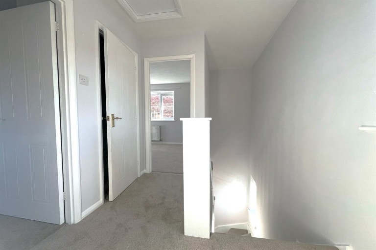 Images for Park Farm Close, Horsham, RH12