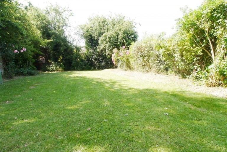 Images for Hill Mead, Horsham, RH12