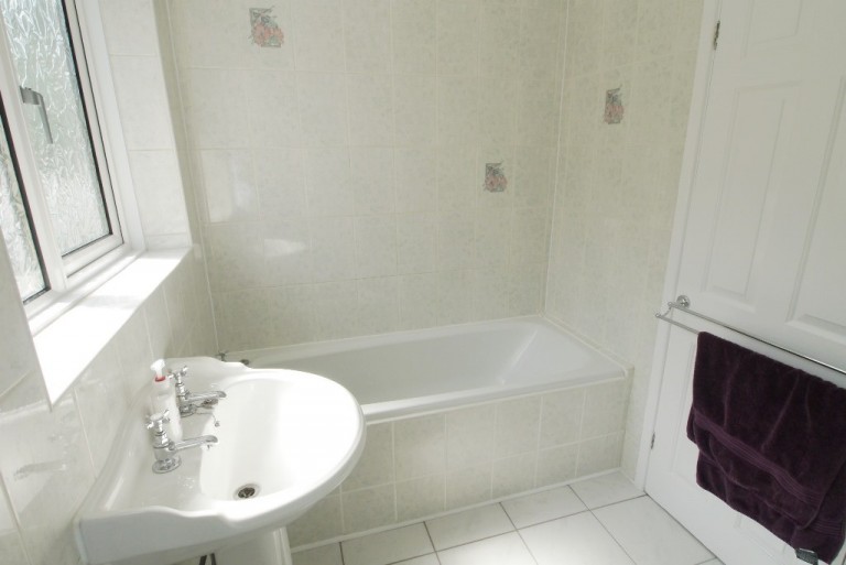 Images for Hill Mead, Horsham, RH12