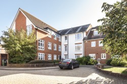 Images for Hewells Court, Horsham, RH12