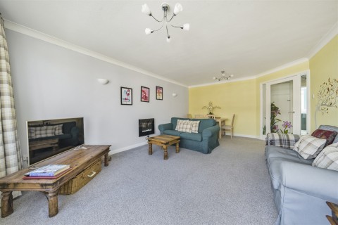 Click the photo for more details of Marine Park, Kings Parade, Bognor Regis, PO21