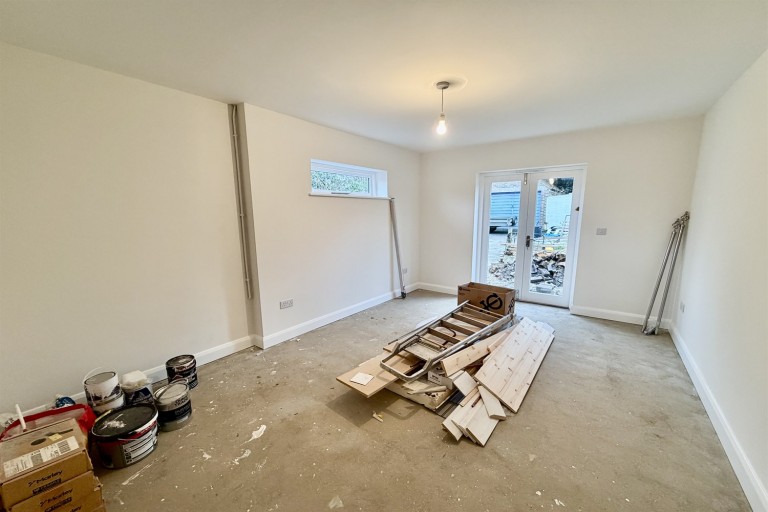 Images for Twitten End, North Street, Storrington, RH20