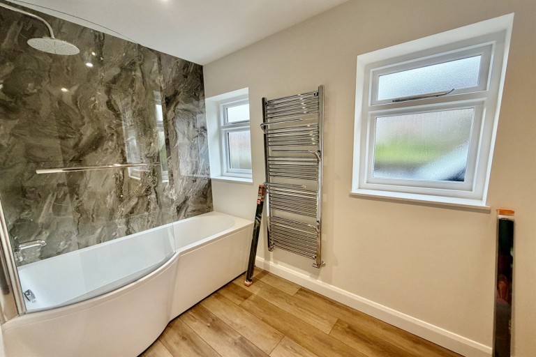 Images for Twitten End, North Street, Storrington, RH20