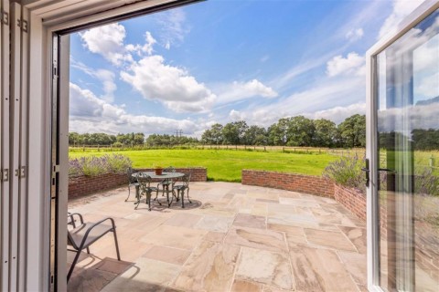 Click the photo for more details of Marles Lane, The Haven, Billingshurst, RH14