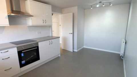 Click the photo for more details of Bishopric, Horsham, RH12