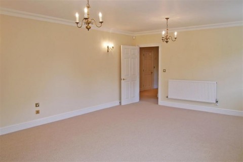Click the photo for more details of Potters Place, Horsham, RH12
