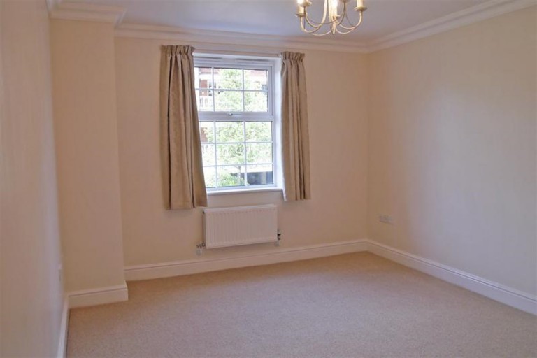 Images for Potters Place, Horsham, RH12
