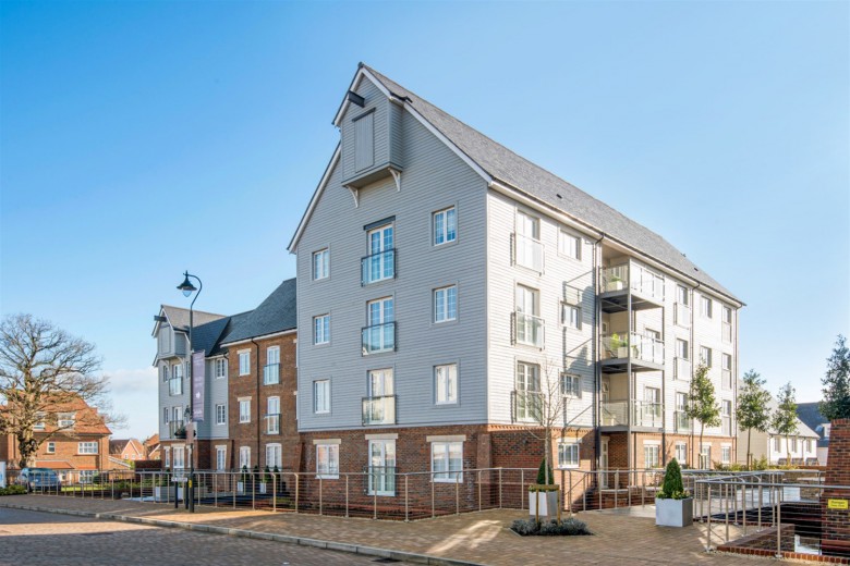 Click the photo for more details of The Mill, The Boulevard, Horsham, RH12