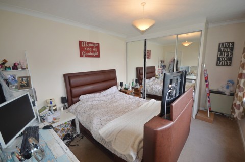 Click the photo for more details of Weald Court, Station Road, Billingshurst, RH14