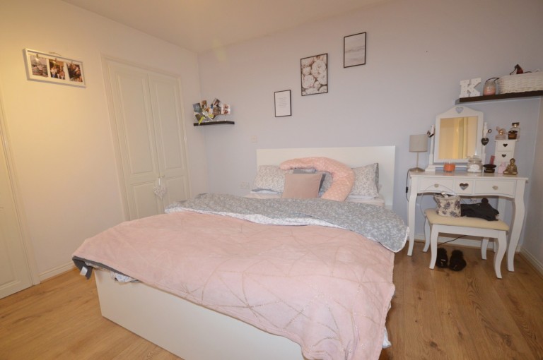 Images for Holders Close, Billingshurst, RH14