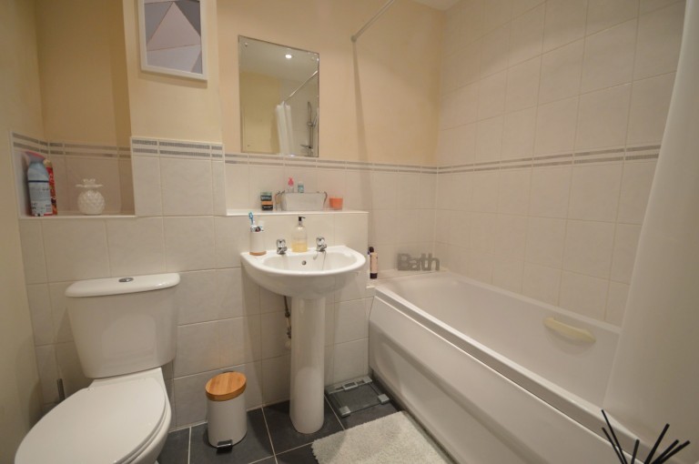 Images for Holders Close, Billingshurst, RH14