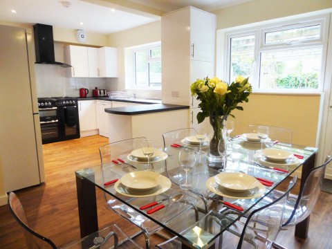 Click the photo for more details of Wellwood Close, Horsham, RH13