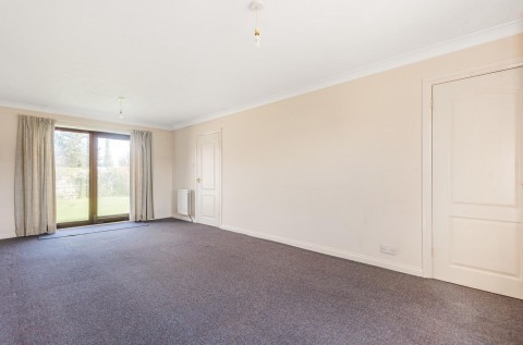 Click the photo for more details of The Causeway, Petersfield, GU31