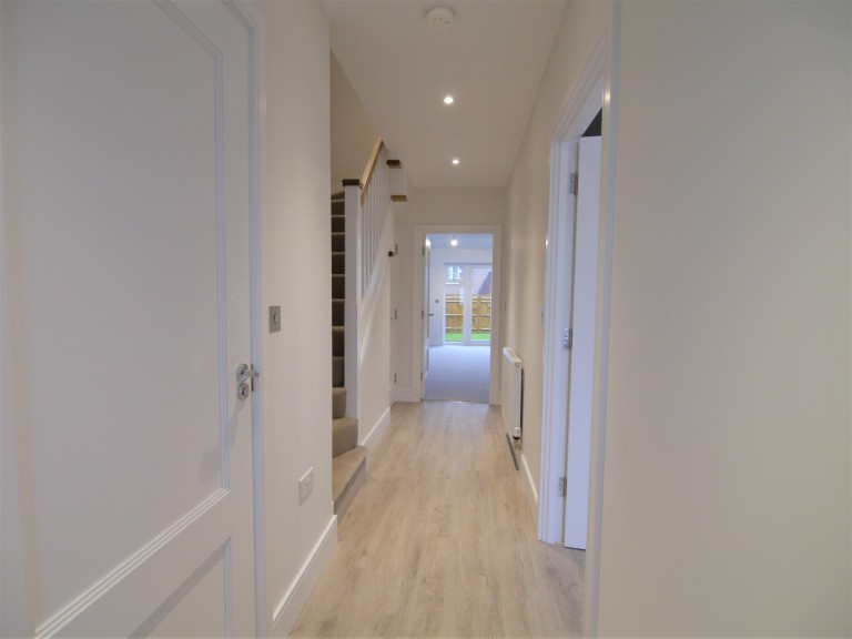 Images for Dereham Way, Horsham, RH12