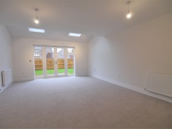 Images for Dereham Way, Horsham, RH12