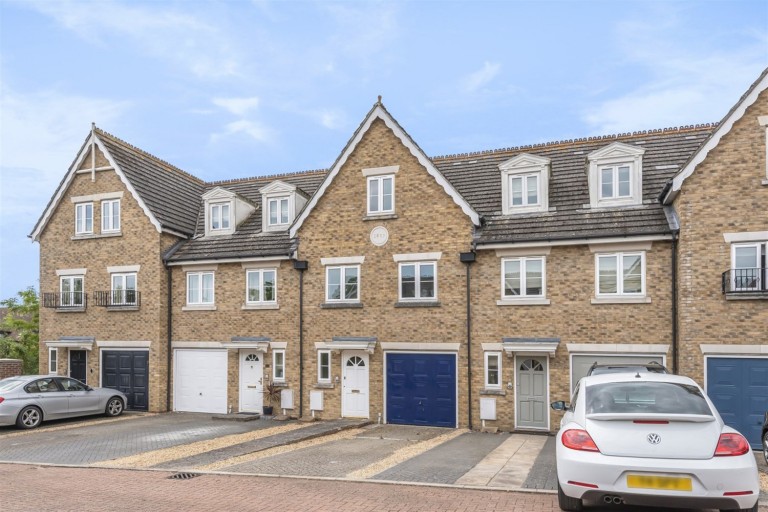 Images for Cobbetts Mews, Lyntons, Pulborough, RH20
