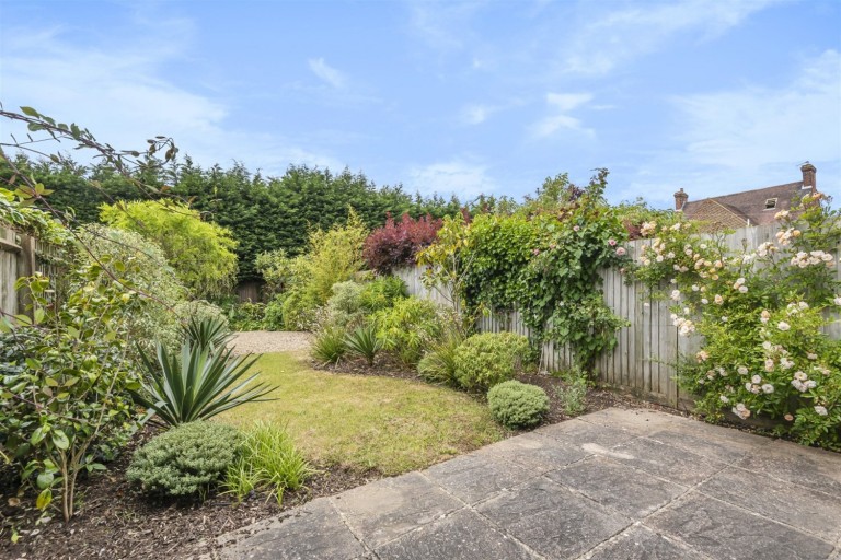 Images for Cobbetts Mews, Lyntons, Pulborough, RH20