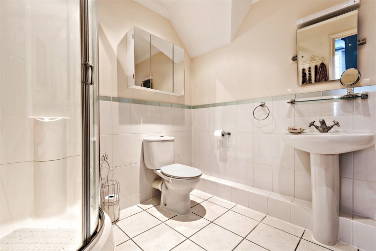 Images for Cobbetts Mews, Lyntons, Pulborough, RH20