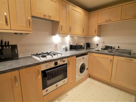Click the photo for more details of Copthorne Common Road, Copthorne, Crawley, RH10