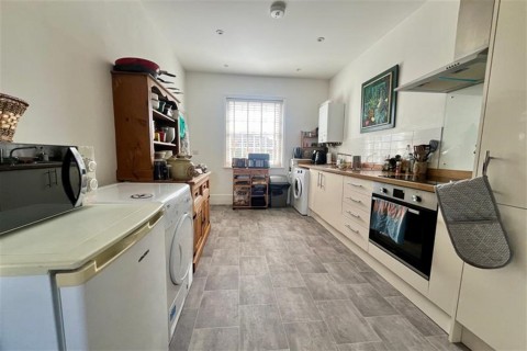 Click the photo for more details of 7- 9 West Street, Storrington, RH20