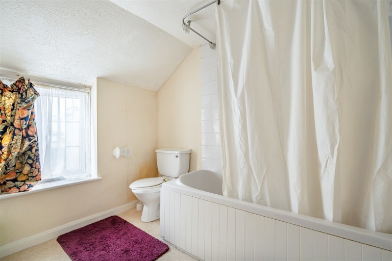Images for 55a West Street, Bognor Regis, PO21