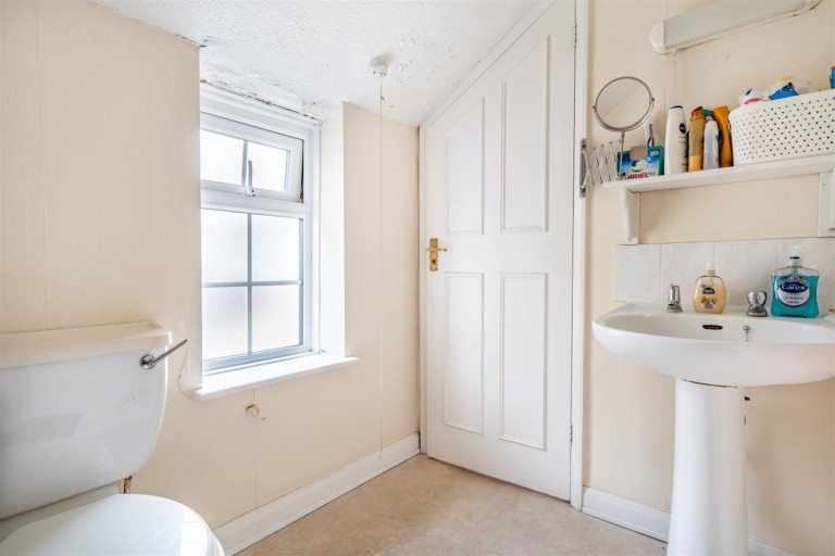 Images for 55a West Street, Bognor Regis, PO21