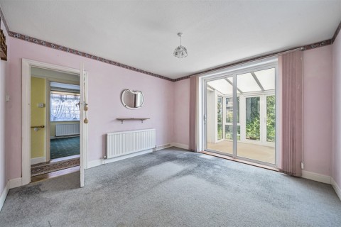 Click the photo for more details of Mayfield Road, Bognor Regis, PO21