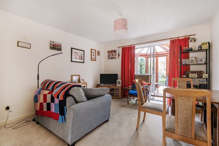 Images for Stonechat Close, Petersfield, GU31