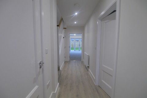 Click the photo for more details of Tilney Drive, Horsham, RH12