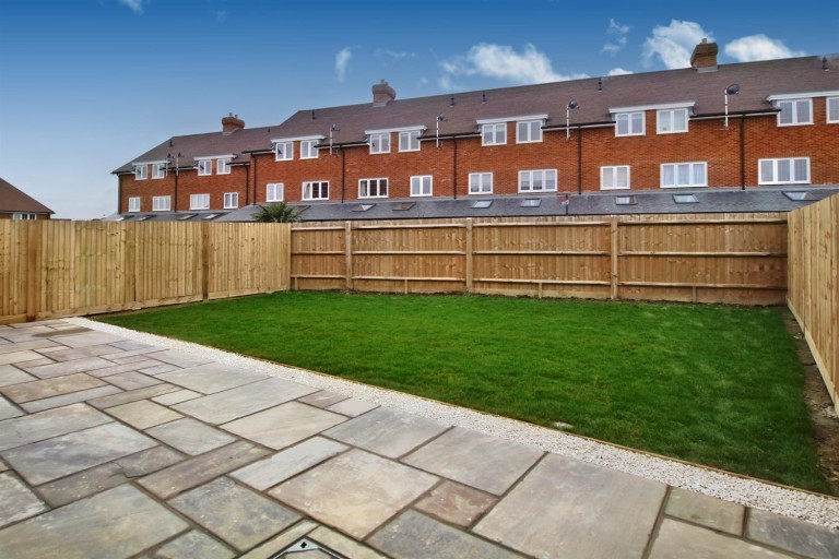 Images for Tilney Drive, Horsham, RH12