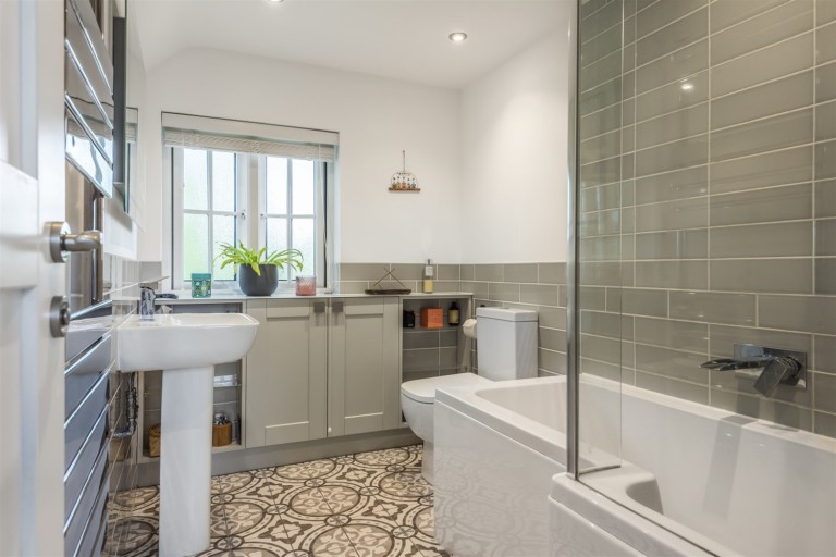 Images for Newpound Lane, Wisborough Green, Billingshurst, RH14