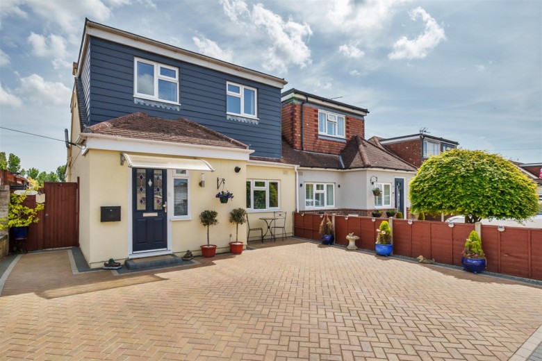 Click the photo for more details of Lincoln Avenue, Rose Green, Bognor Regis, PO21