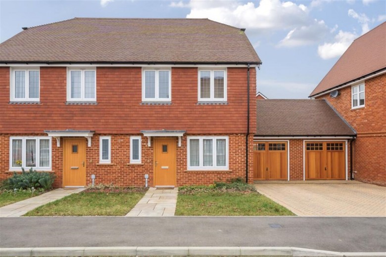 Click the photo for more details of Rochford Grove, Horsham, RH12